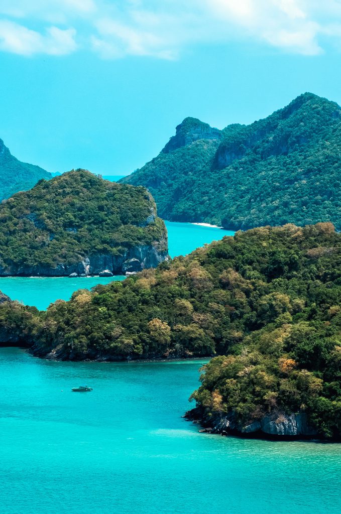 White Lotus Charters - Landscape image of Mu Koh Angthong, Samui Island, Surat Thani, T